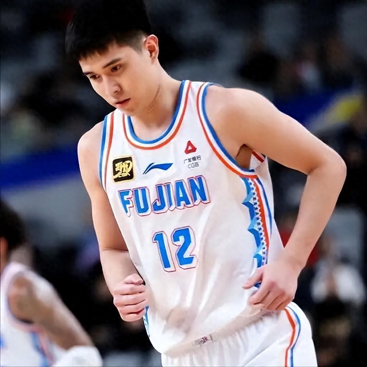 开云APP-被绝杀依然闪耀!9中9三分狂砍33分,别忘了他曾和林葳齐名